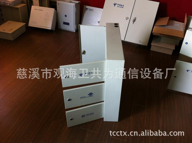 销售地区皮线光缆室内终端多为多功能光纤面板盒,多功能光纤面板盒可
